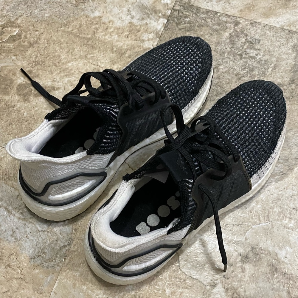 Adidas Boost size 7